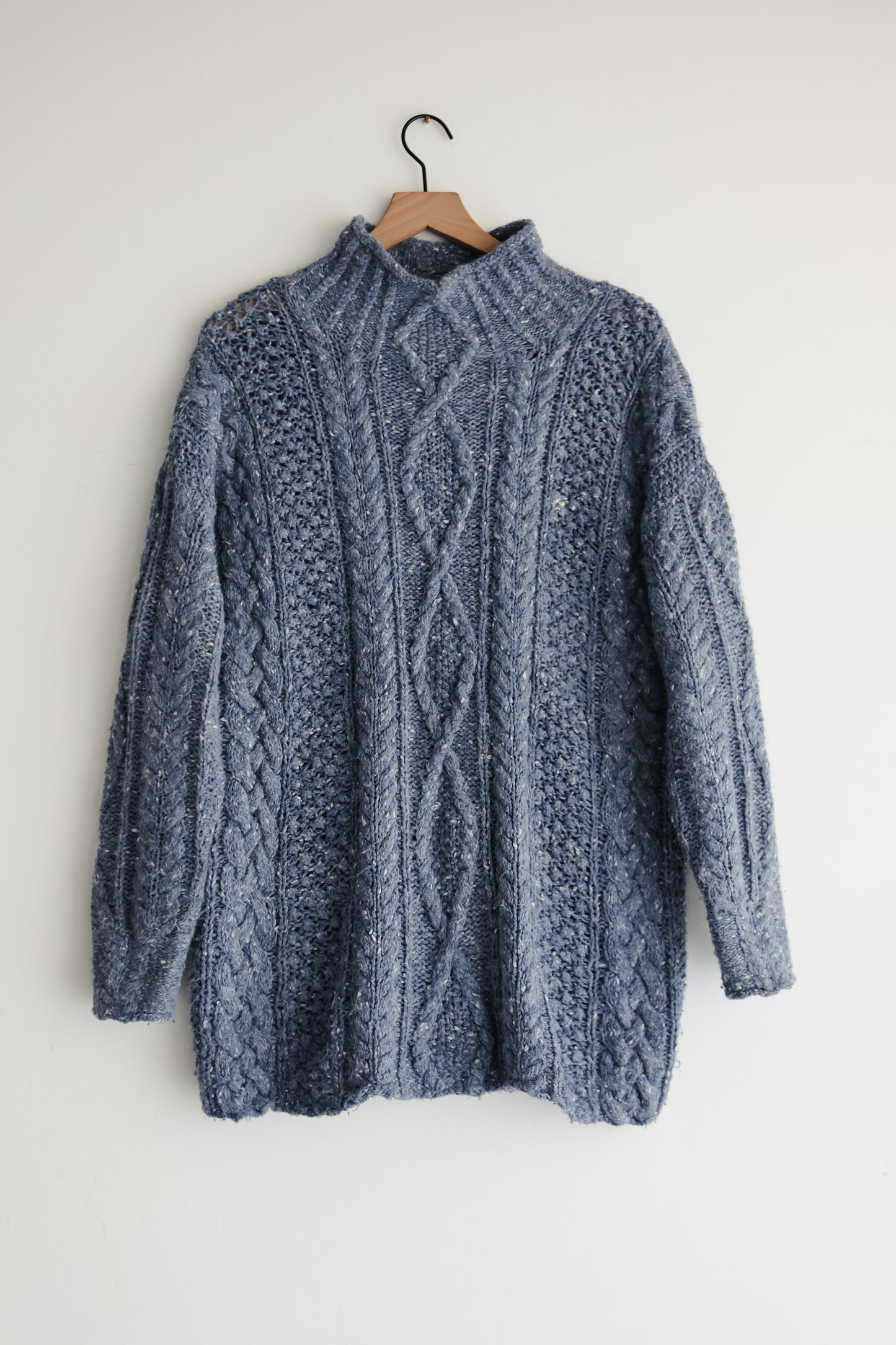 vintage celestite cable knit sweater (M)
