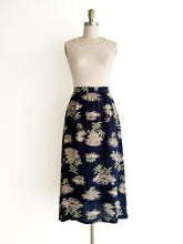 Load image into Gallery viewer, vintage crepe tropics skirt (M)
