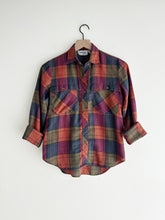 Load image into Gallery viewer, vintage plaid flannel shirt (XS)
