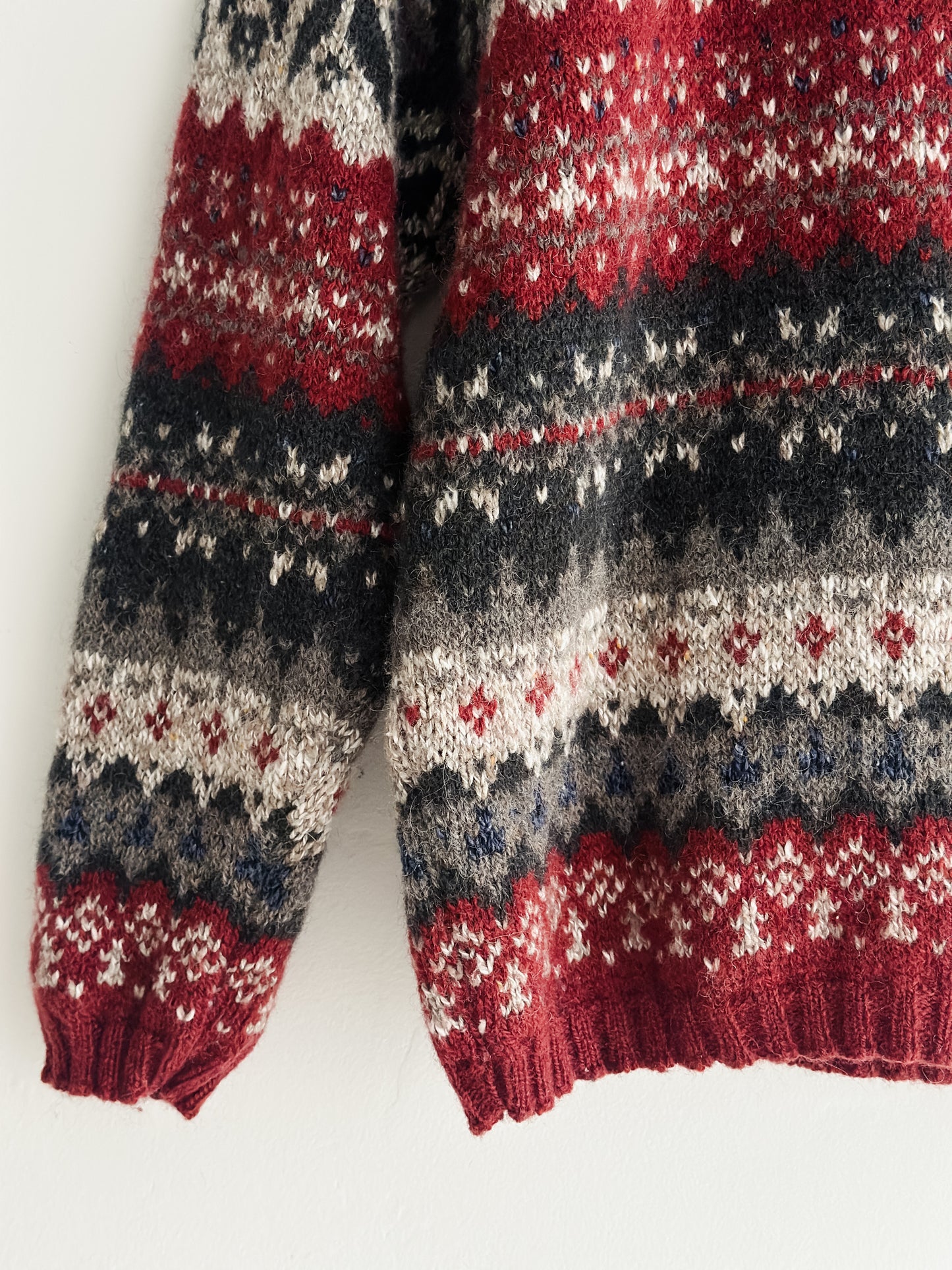 vintage fair isle wool knit sweater (L)