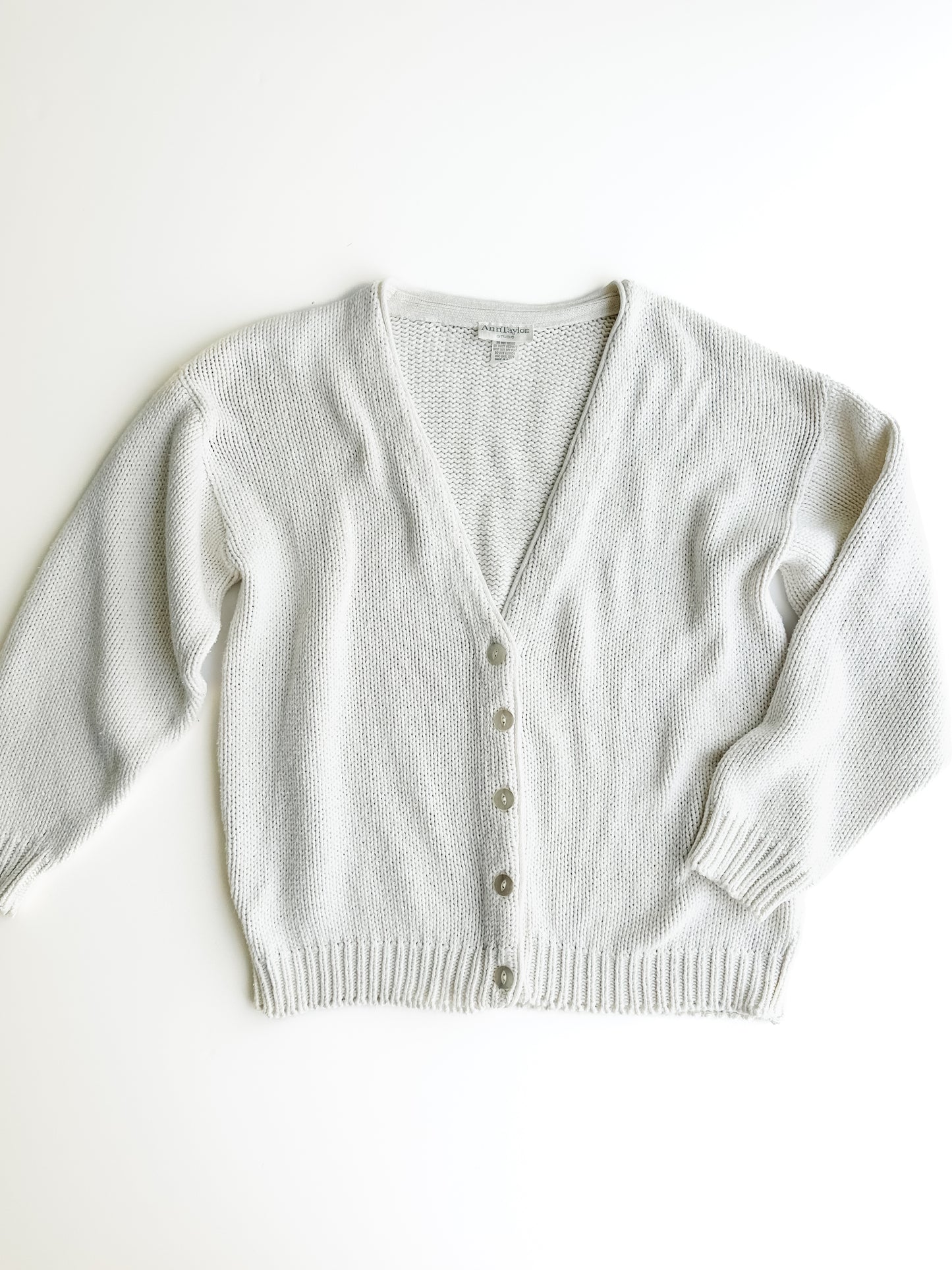 vintage white cotton cardigan (L)