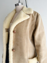 Load image into Gallery viewer, vintage faux suede sherpa shearling jacket (M/L)
