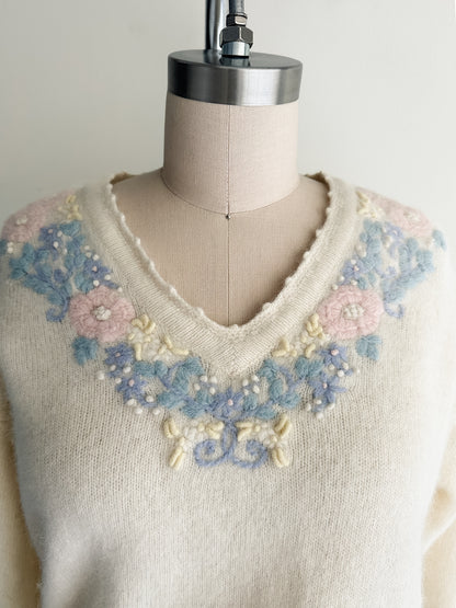 vintage embroidered Angora-lambswool sweater (M)