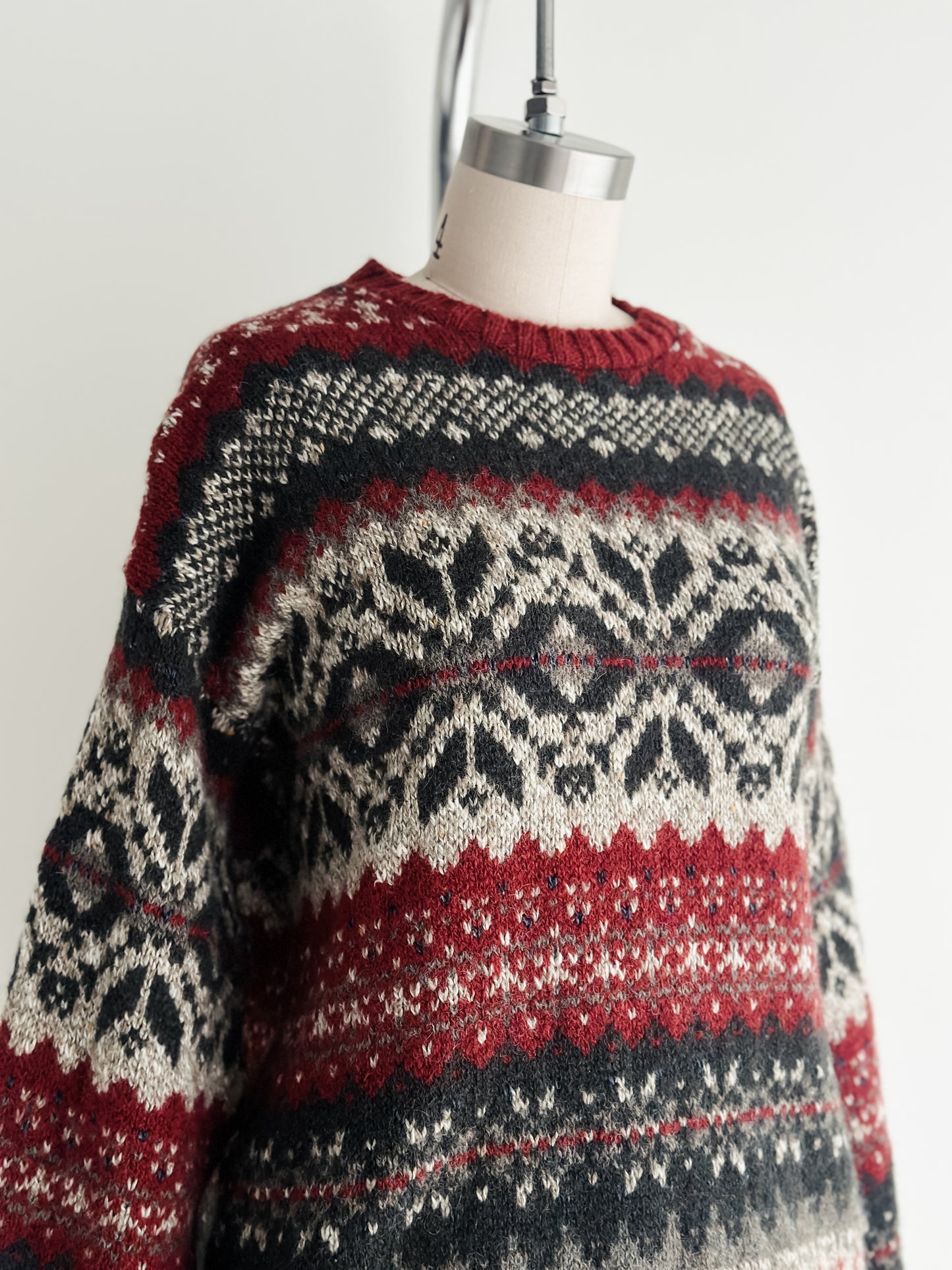 vintage fair isle wool knit sweater (L)