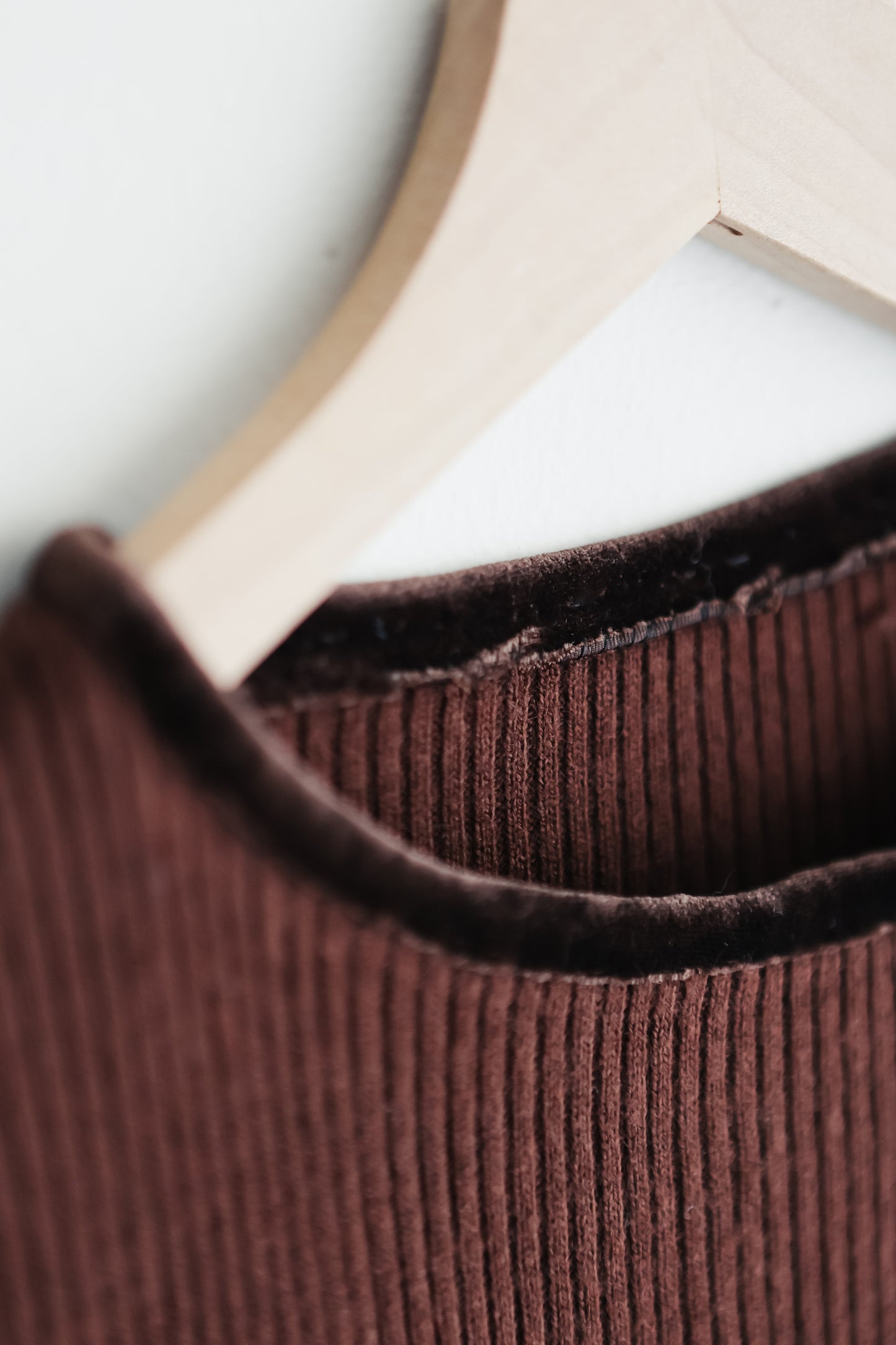 vintage chocolate ribbed knit wool top (S)