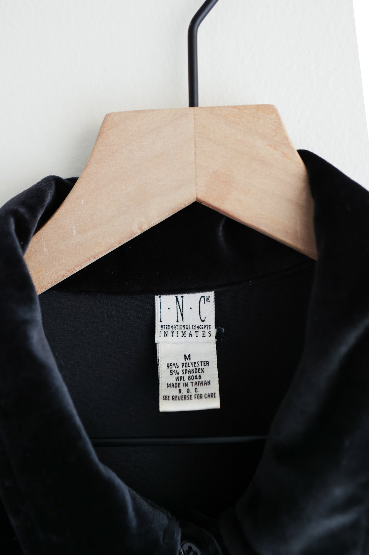 vintage black velvet shirt dress (M)
