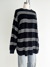 Load image into Gallery viewer, vintage striped velour sweatshirt (L)
