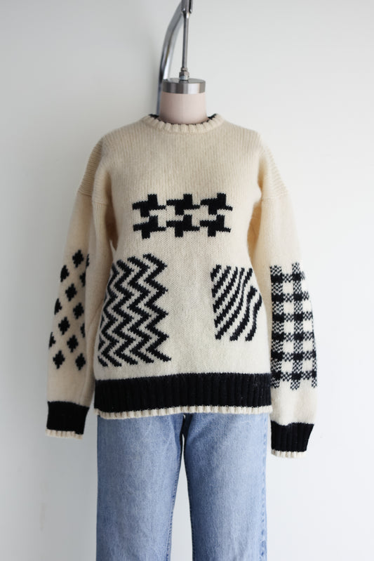 vintage cream wool sweater (M)