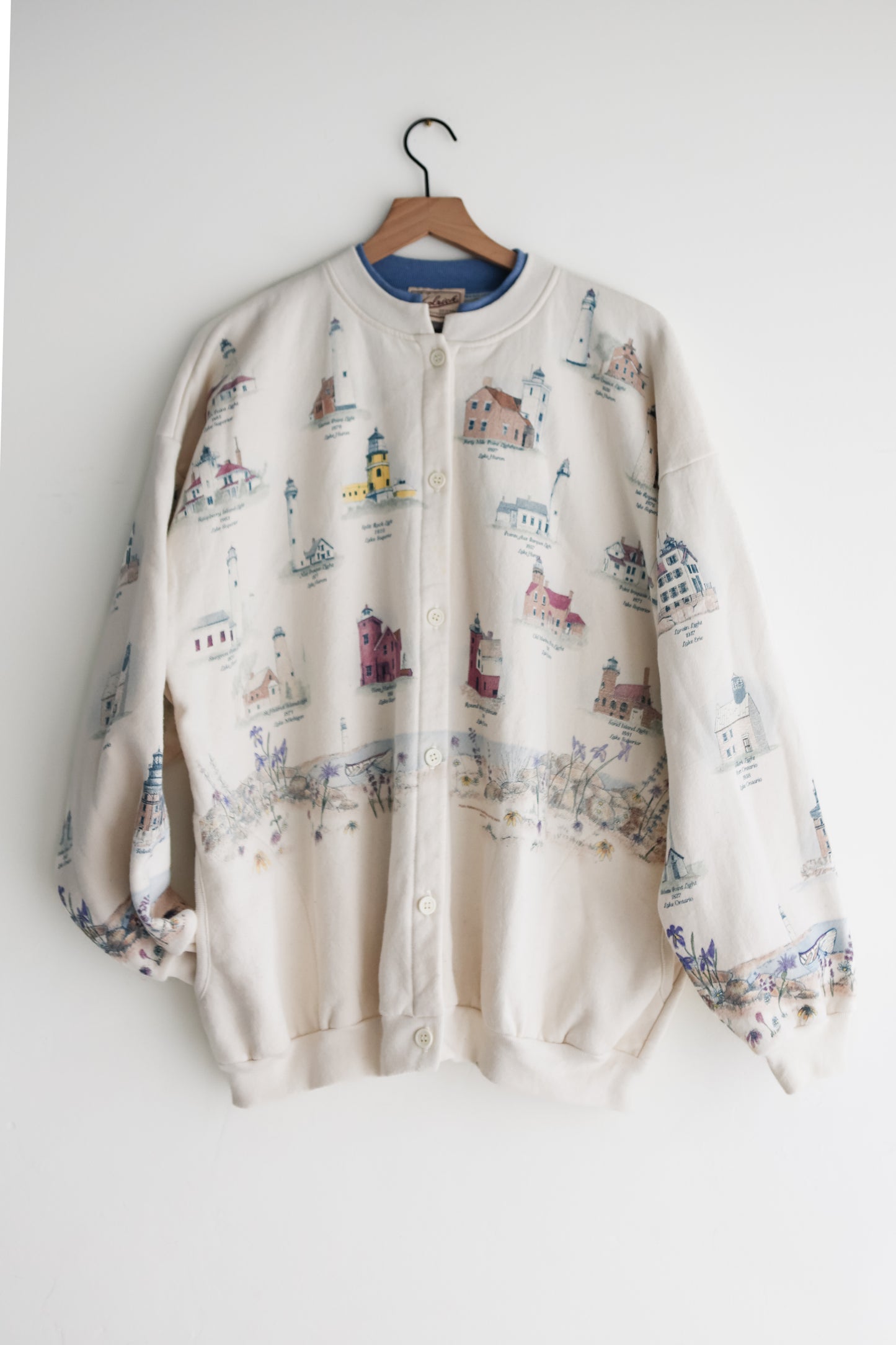 vintage lighthouse sweatshirt (L)