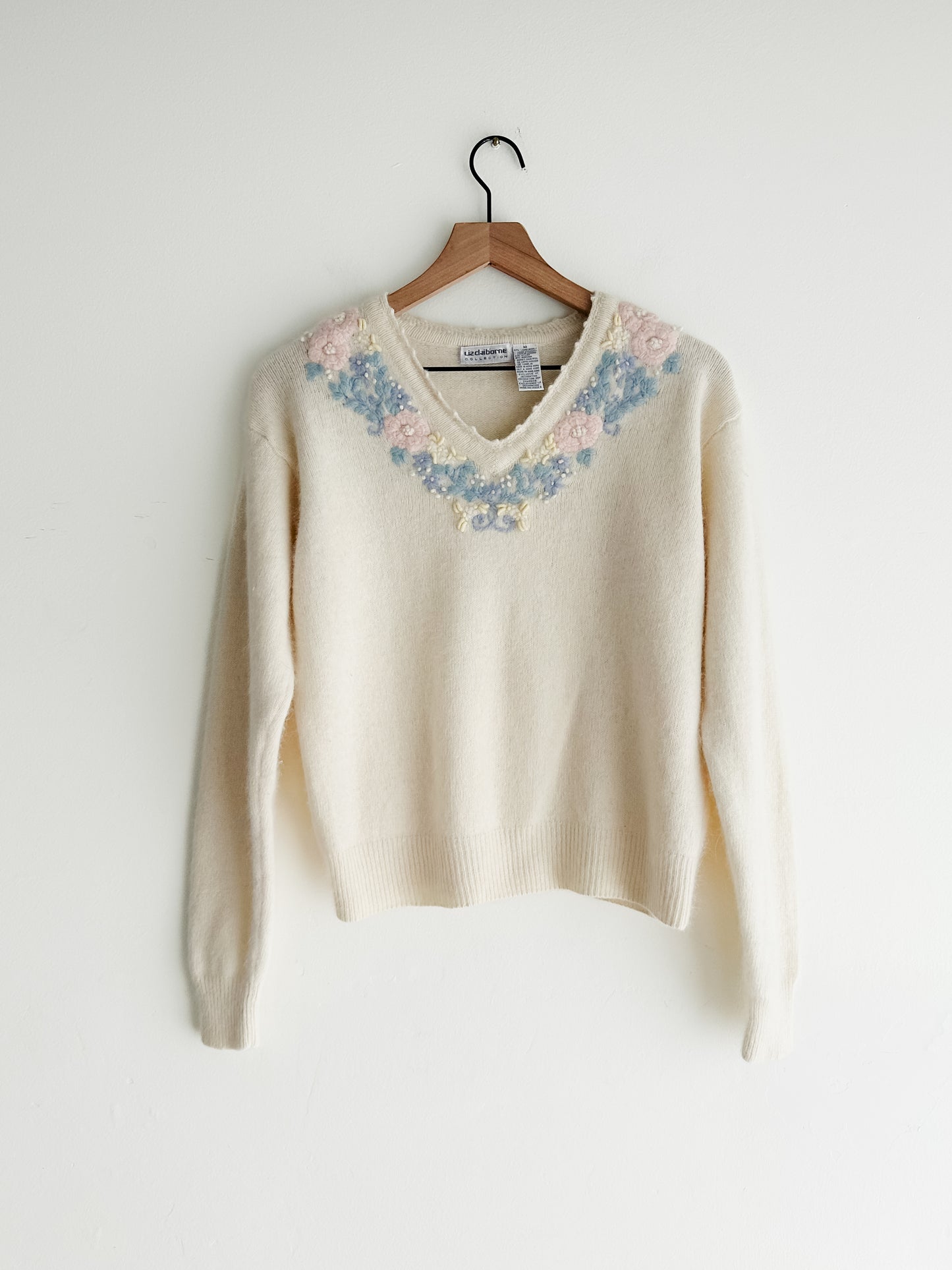 vintage embroidered Angora-lambswool sweater (M)