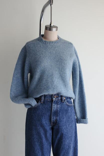 vintage light blue shetland sweater (S)