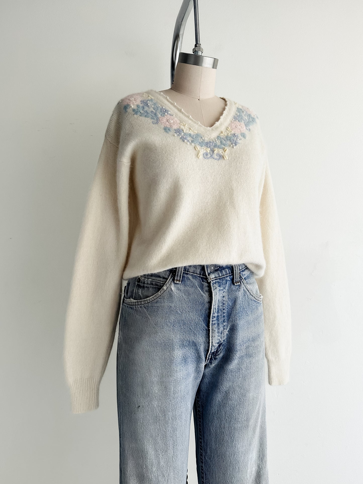 vintage embroidered Angora-lambswool sweater (M)