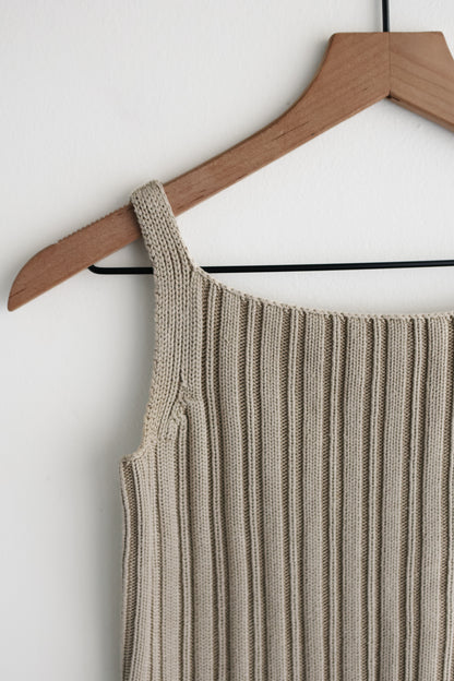 vintage sleeveless silk knit top (S)