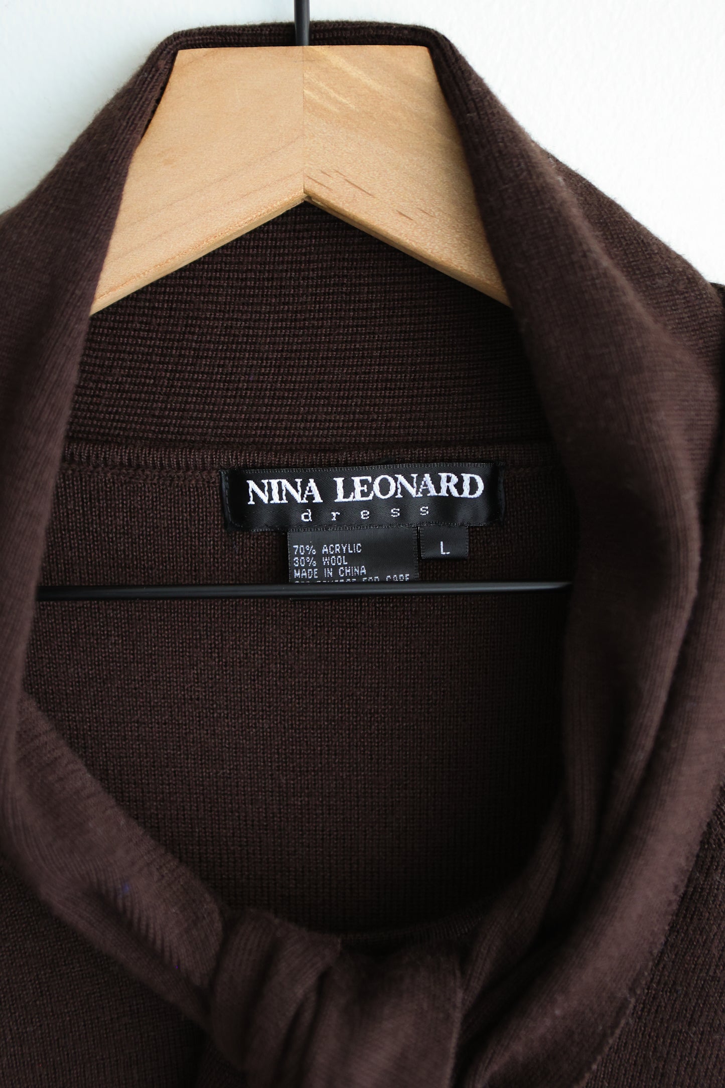 vintage chocolate sweater dress (M)