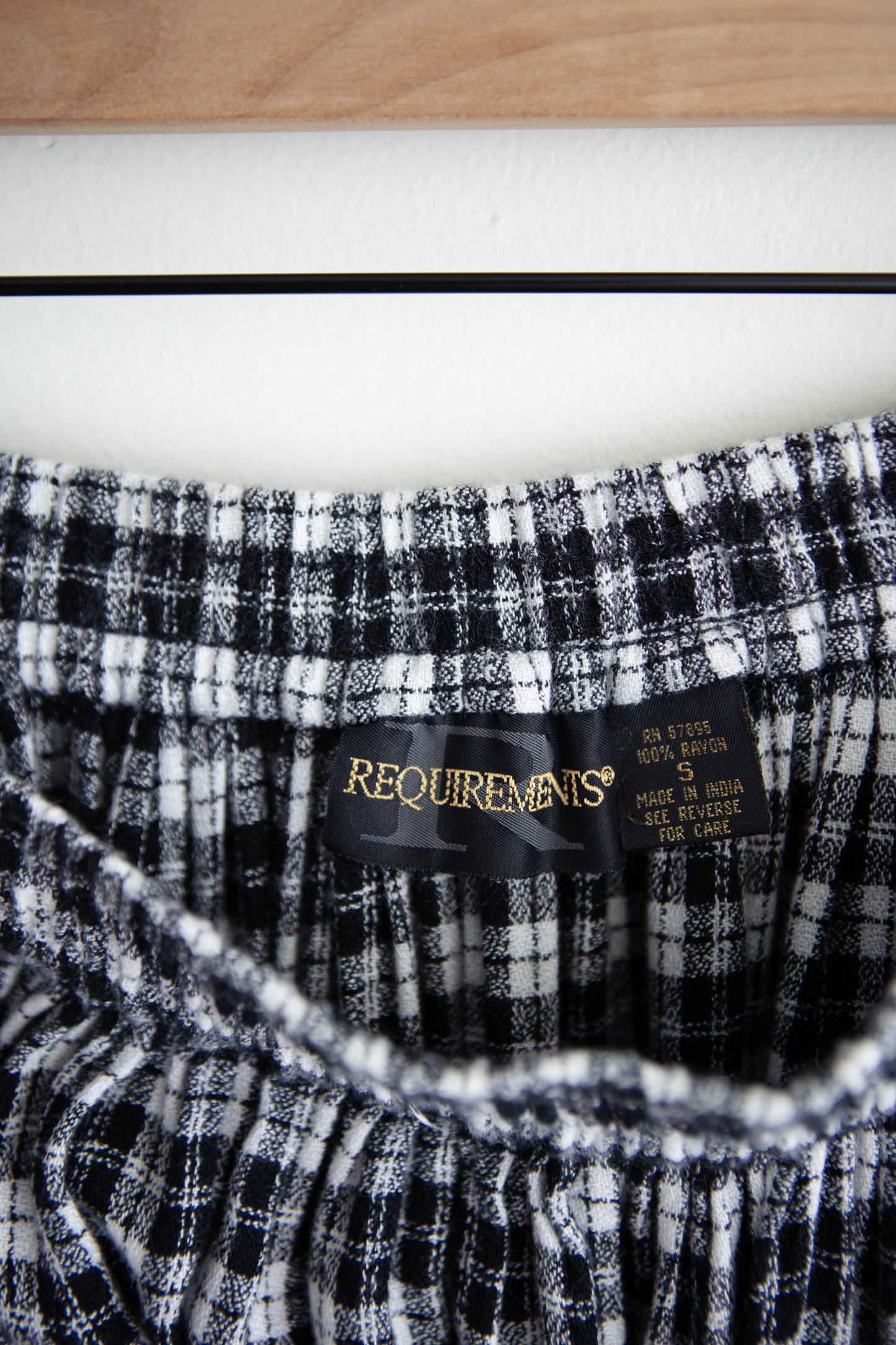 vintage plaid skirt (M)