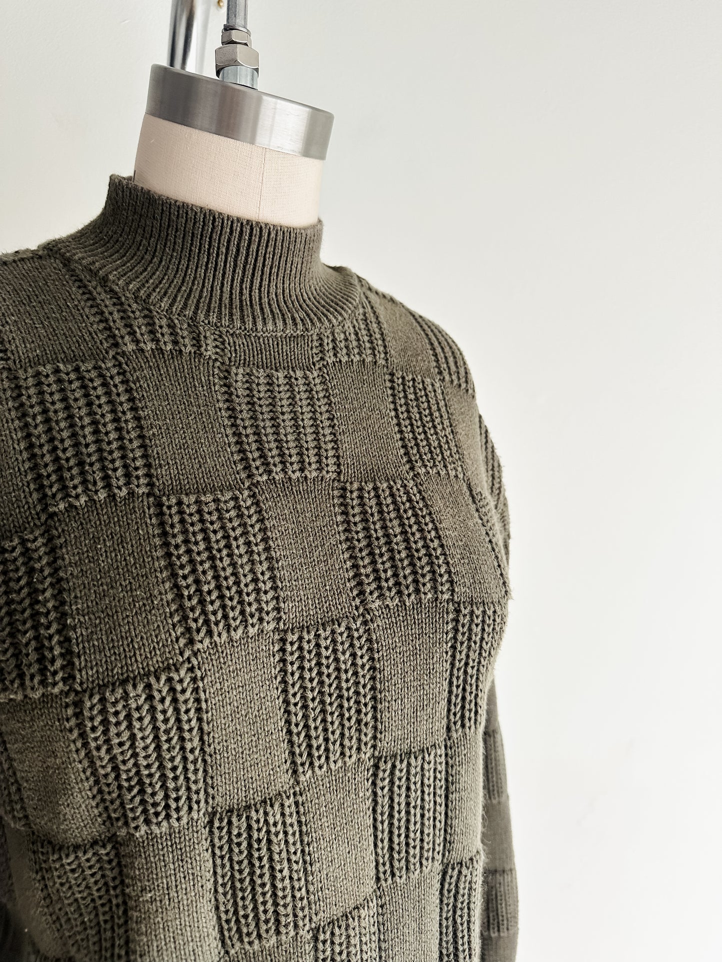 vintage checkerboard knit cotton sweater (S/M)