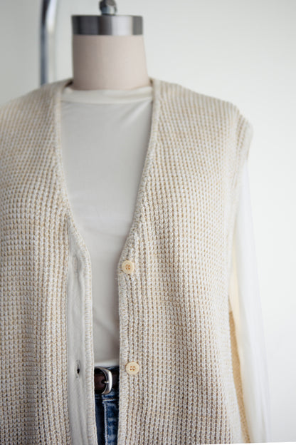 vintage sleeveless waffle knit sweater (L)