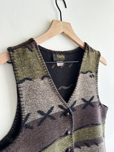 Load image into Gallery viewer, vintage Taos cotton blanket vest (S/M)
