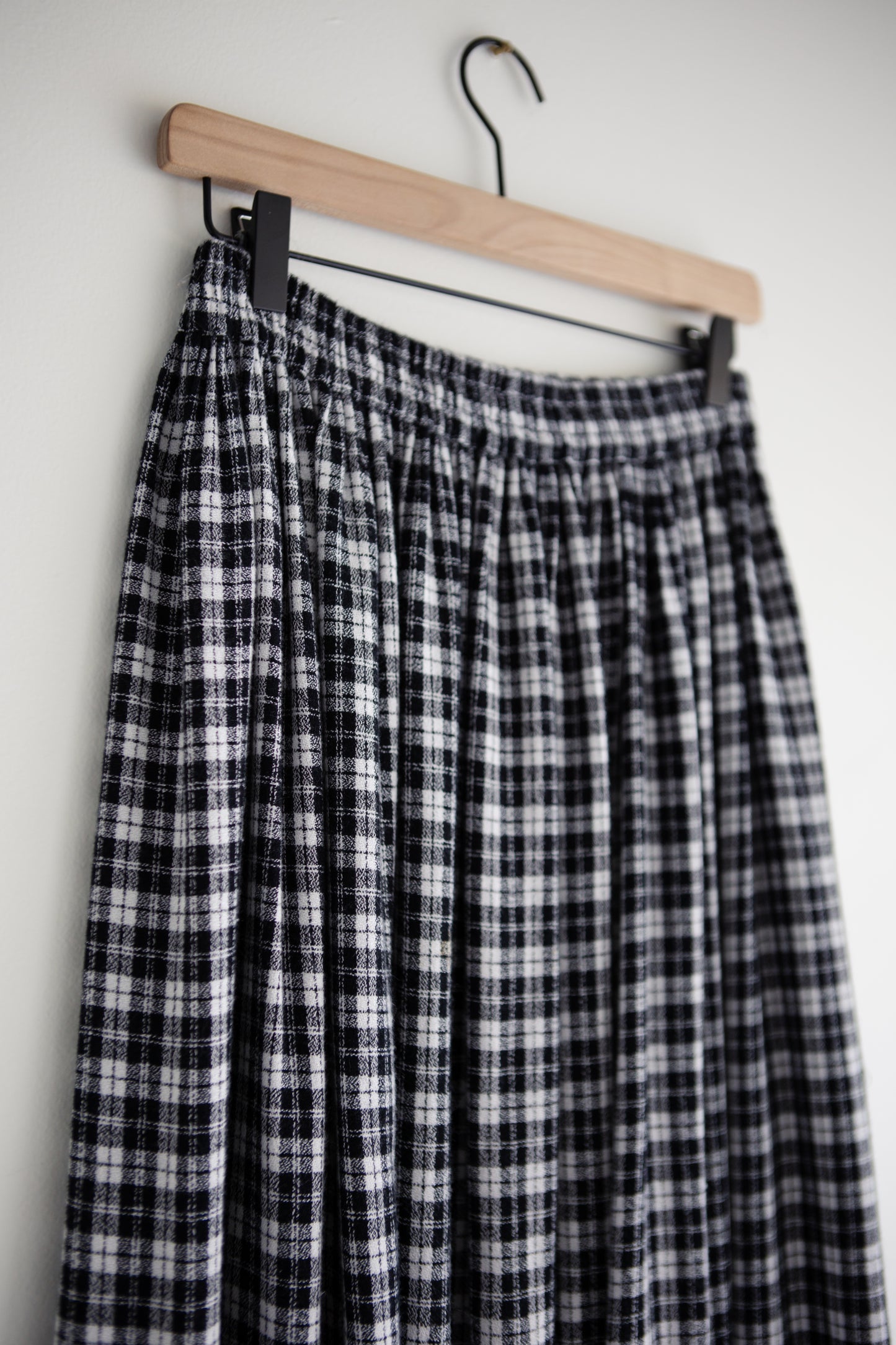 vintage plaid skirt (M)