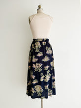 Load image into Gallery viewer, vintage crepe tropics skirt (M)
