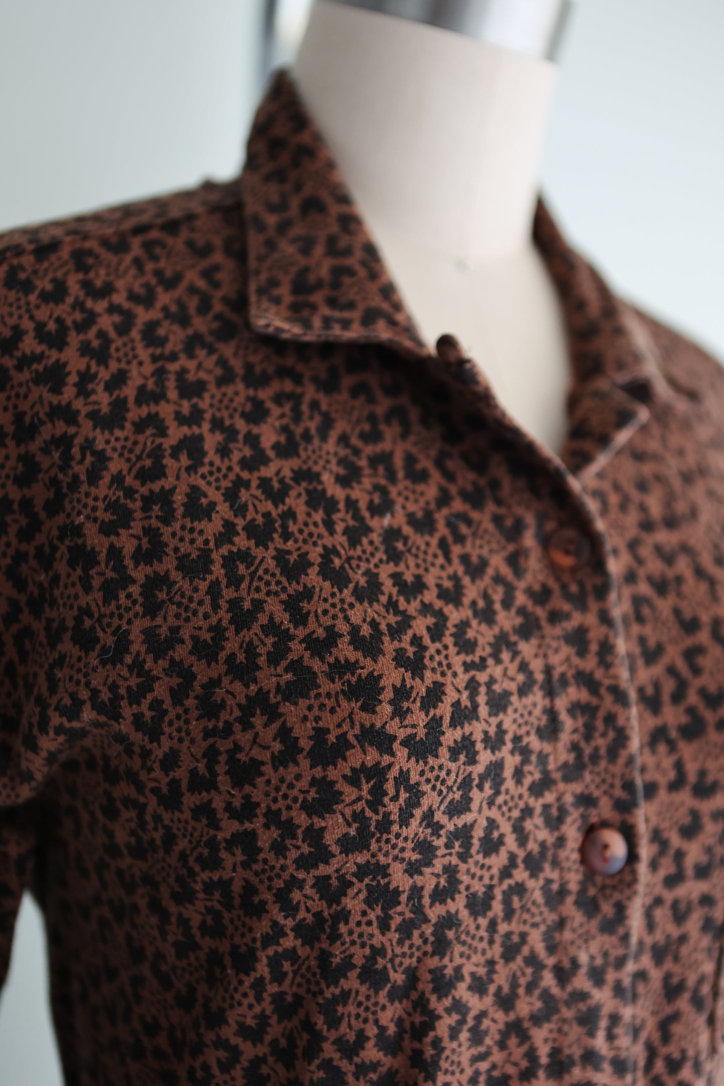 vintage leaf print shirt (S)