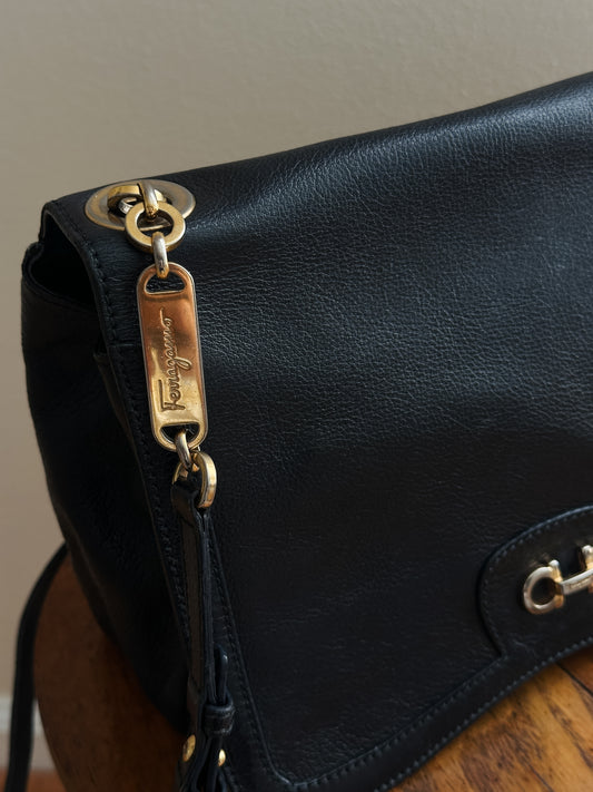 vintage Ferregamo Gancini crossbody
