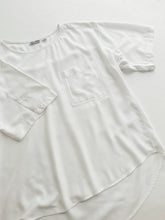 Load image into Gallery viewer, vintage white slouchy pocket tee (M/L)
