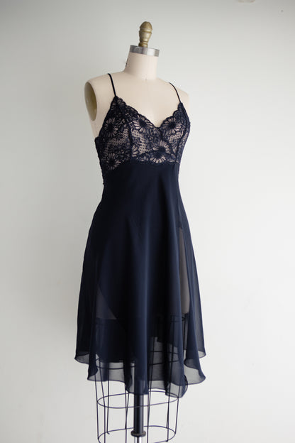 vintage navy sheer slip (M)