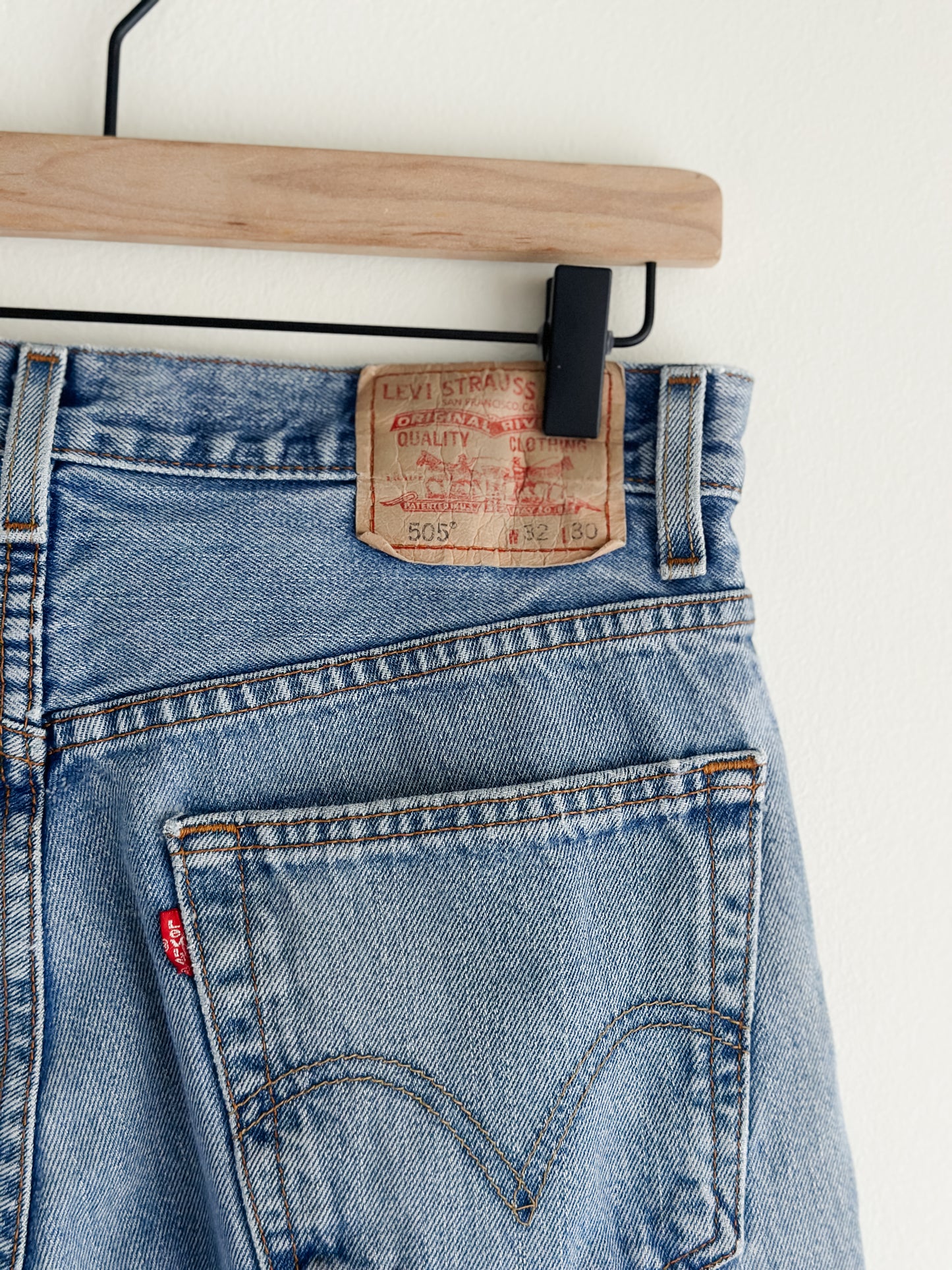 vintage levis 505 relaxed fit jeans - (M/32)