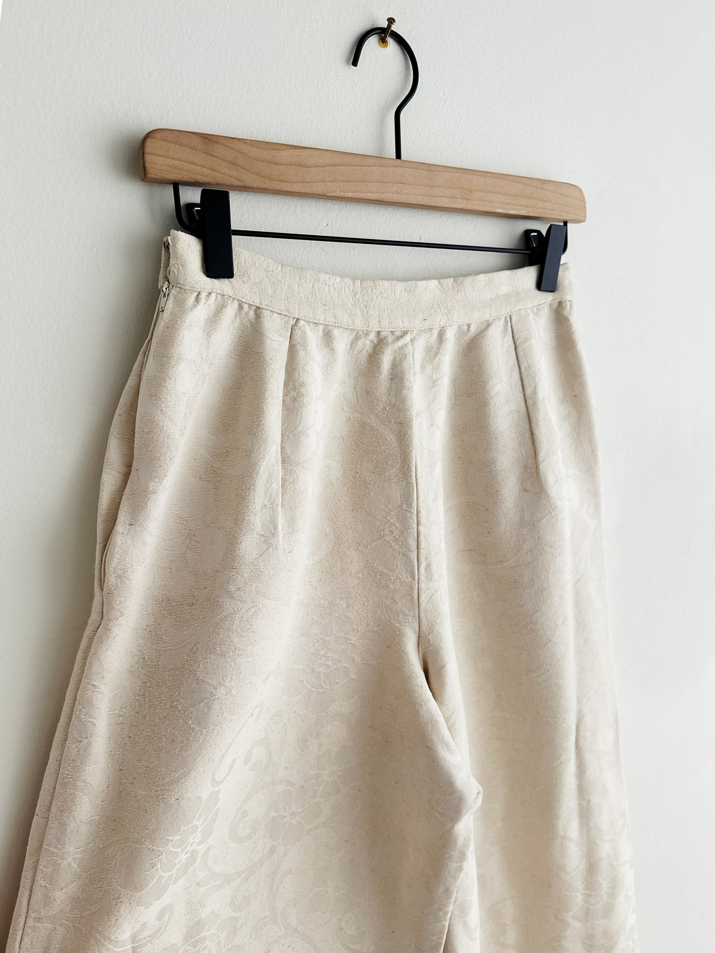 vintage Valentino cream silk jacquard pants (XS)