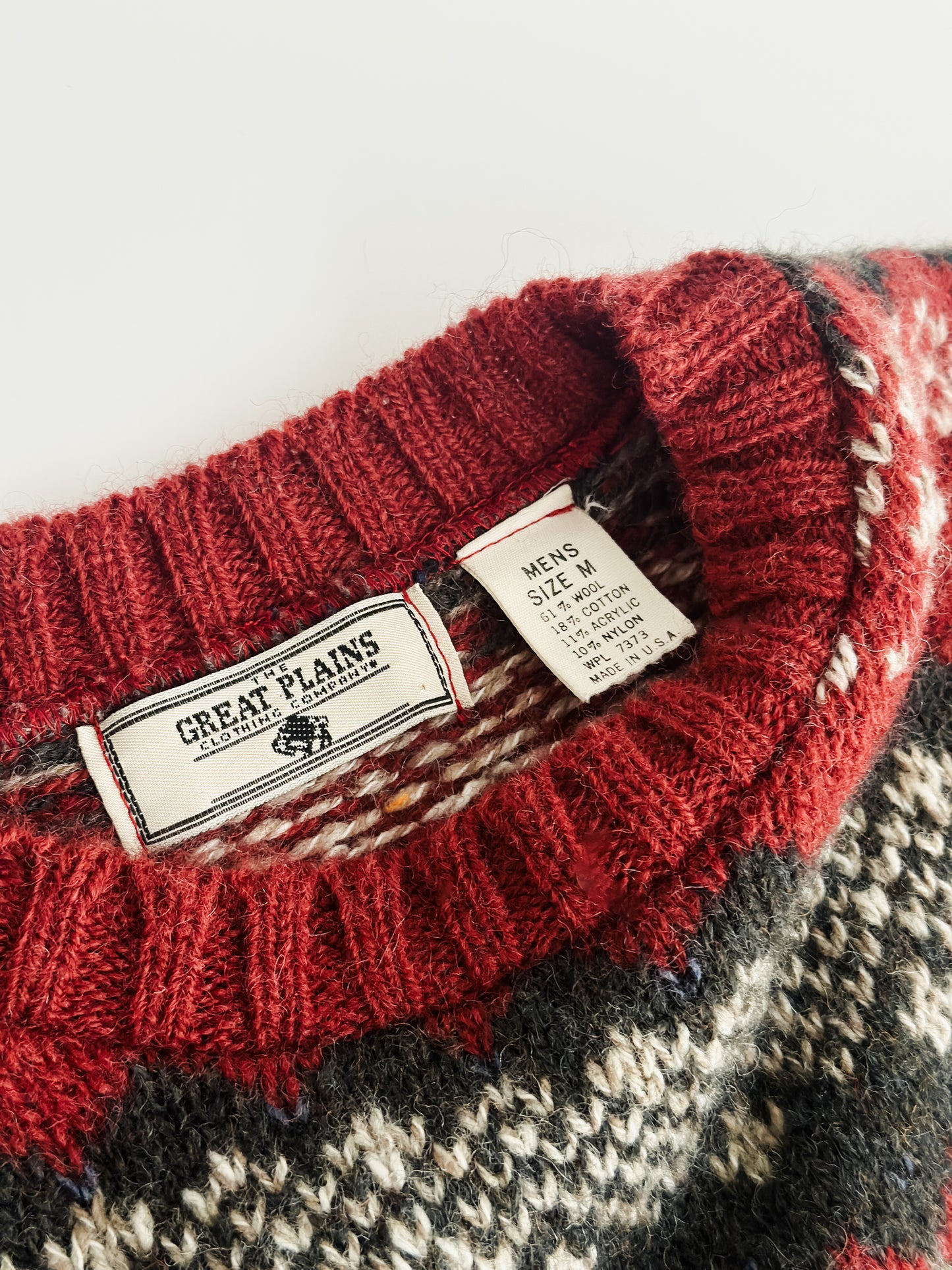 vintage fair isle wool knit sweater (L)