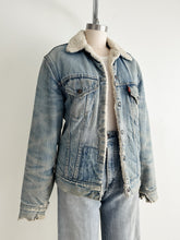 Load image into Gallery viewer, vintage Levis shearling jean jacket (S/M)
