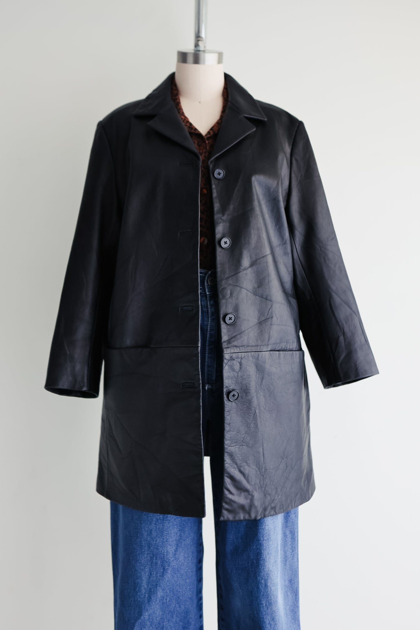 vintage soft leather coat (M)