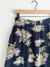 Load image into Gallery viewer, vintage crepe tropics skirt (M)
