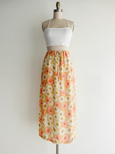 Load image into Gallery viewer, vintage sunny flower crepe skirt (M-L)
