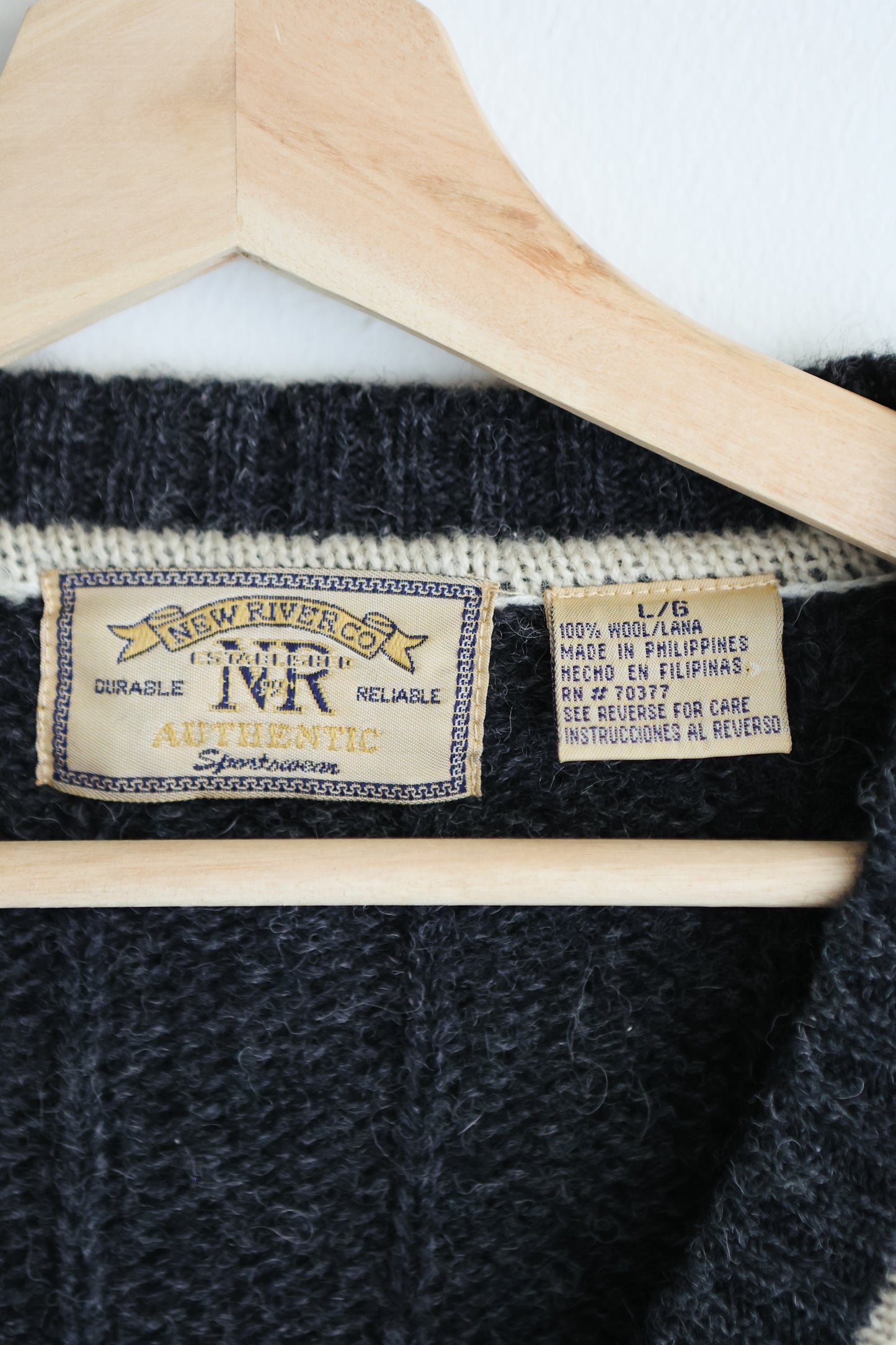 vintage charcoal wool sweater (L)