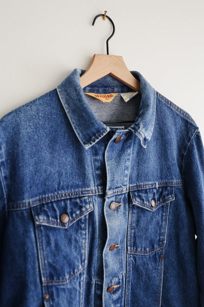 vintage jean jacket (M/L)