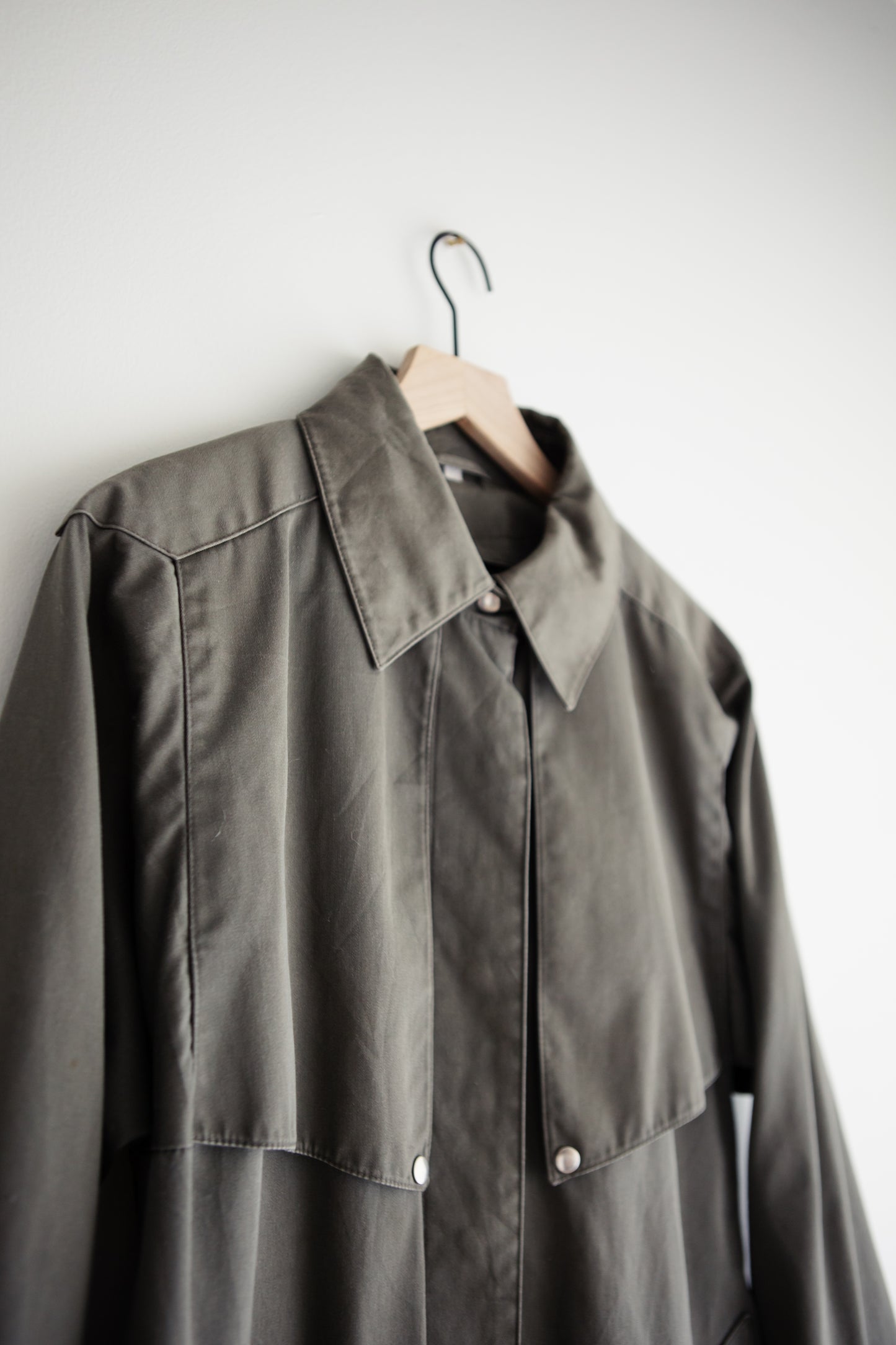 vintage canvas trench coat (M)