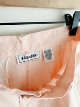 Load image into Gallery viewer, vintage blush pleated shorts (S)
