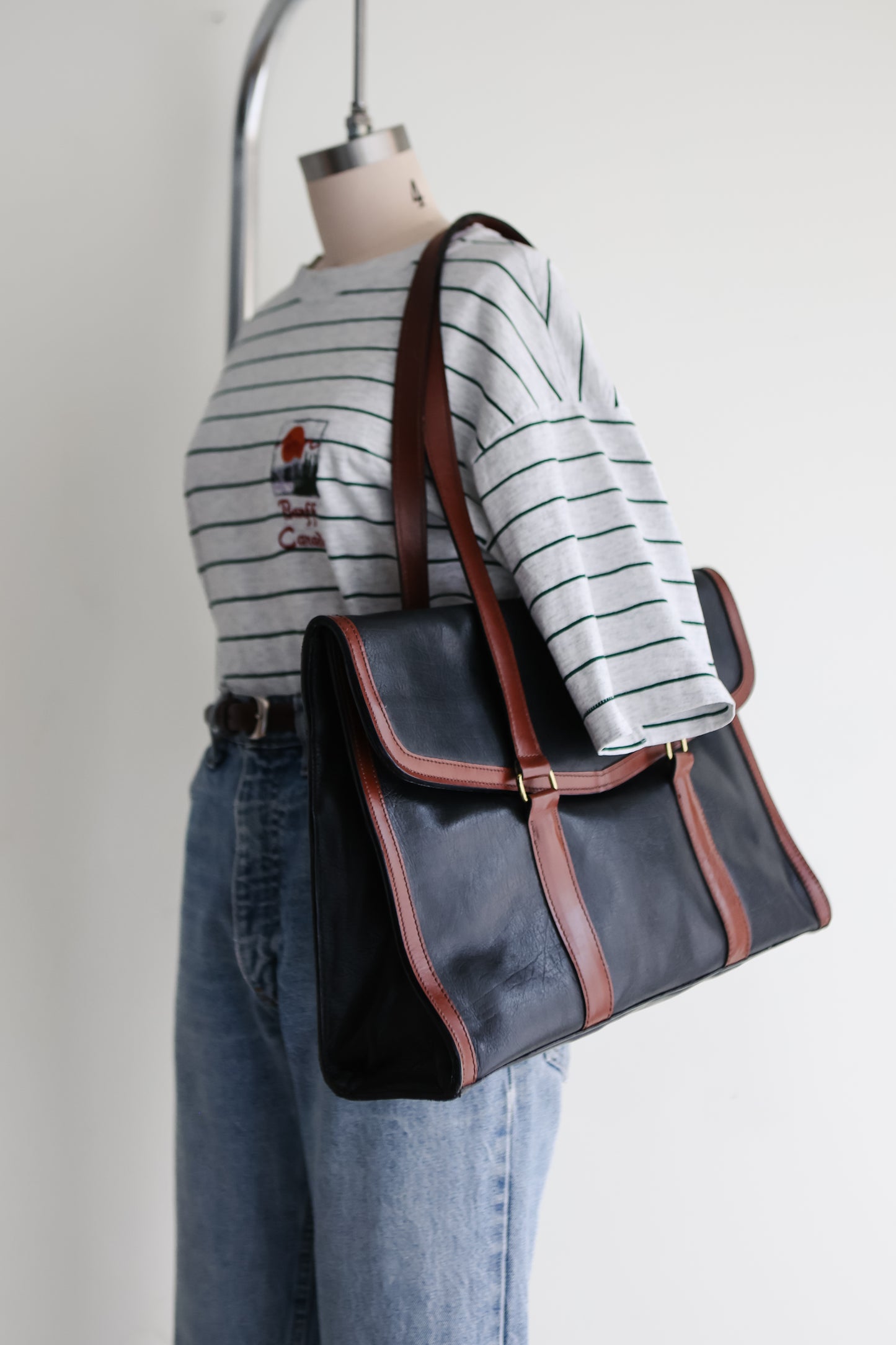 vintage leather messenger bag