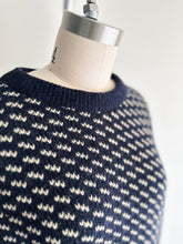 Load image into Gallery viewer, vintage LL Bean wool sweater (L)
