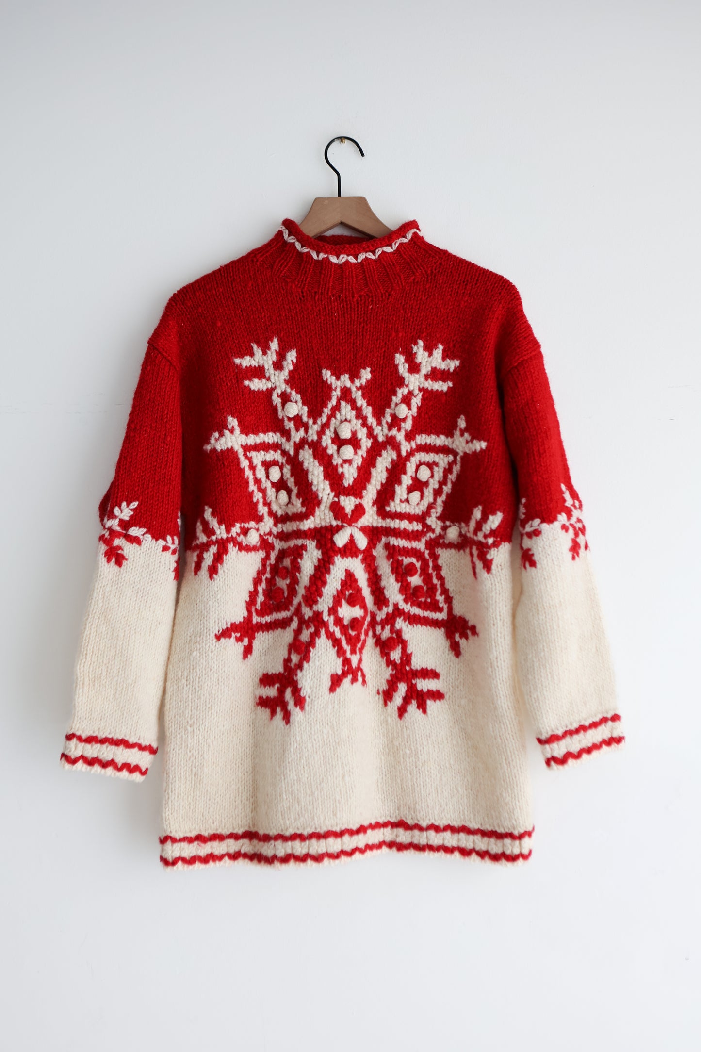 vintage hand knit wool sweater (S)
