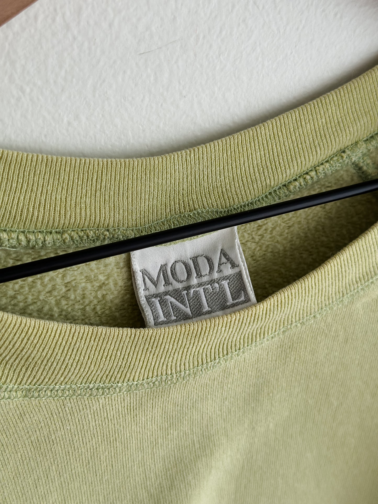 vintage lime raglan sweatshirt (L)