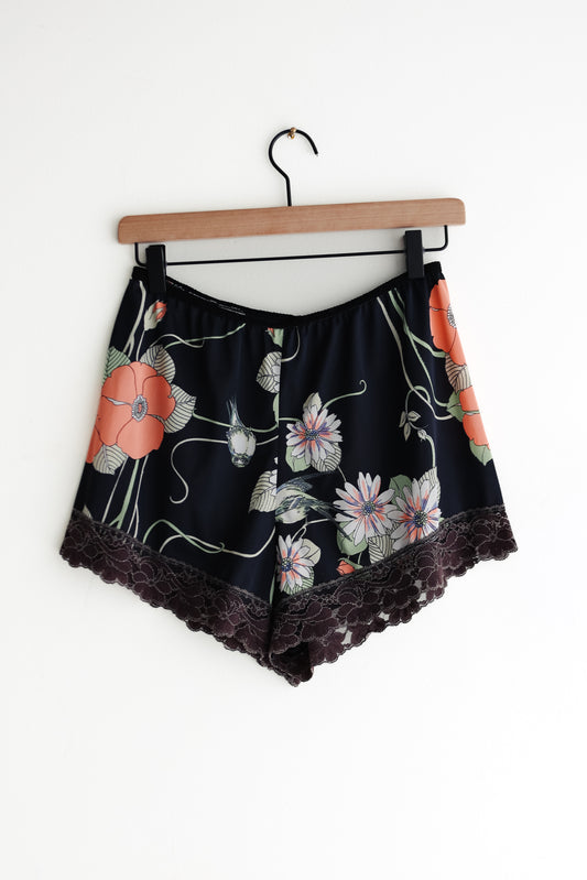 vintage lace pajama shorts (M)