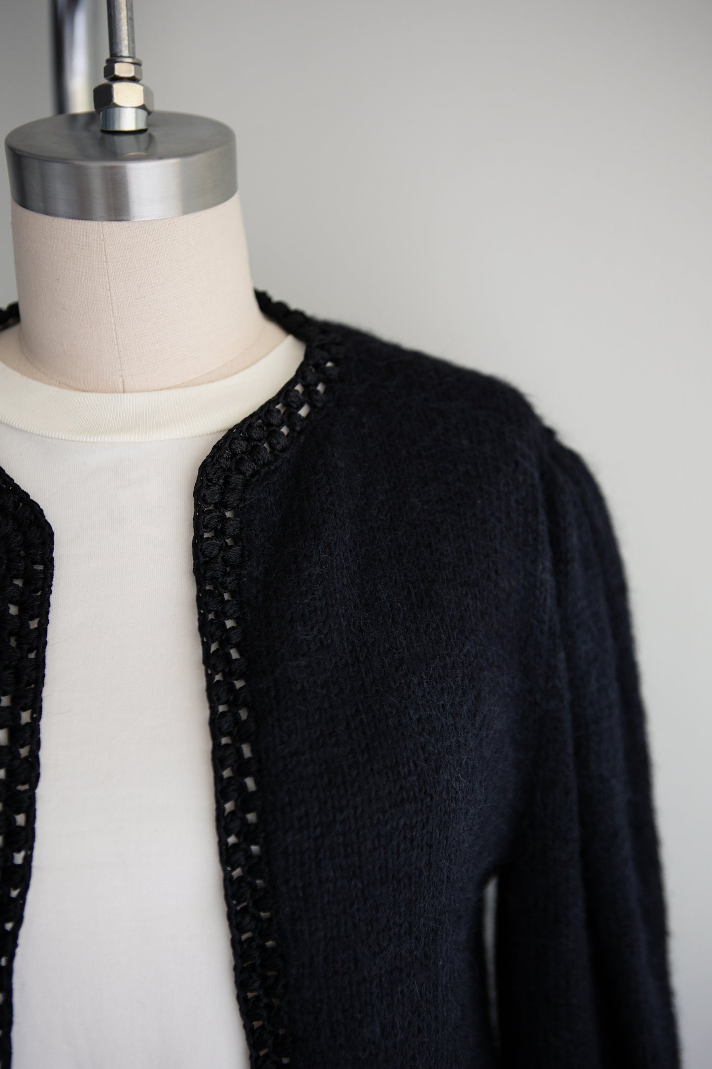 vintage black mohair knit cardigan (M)