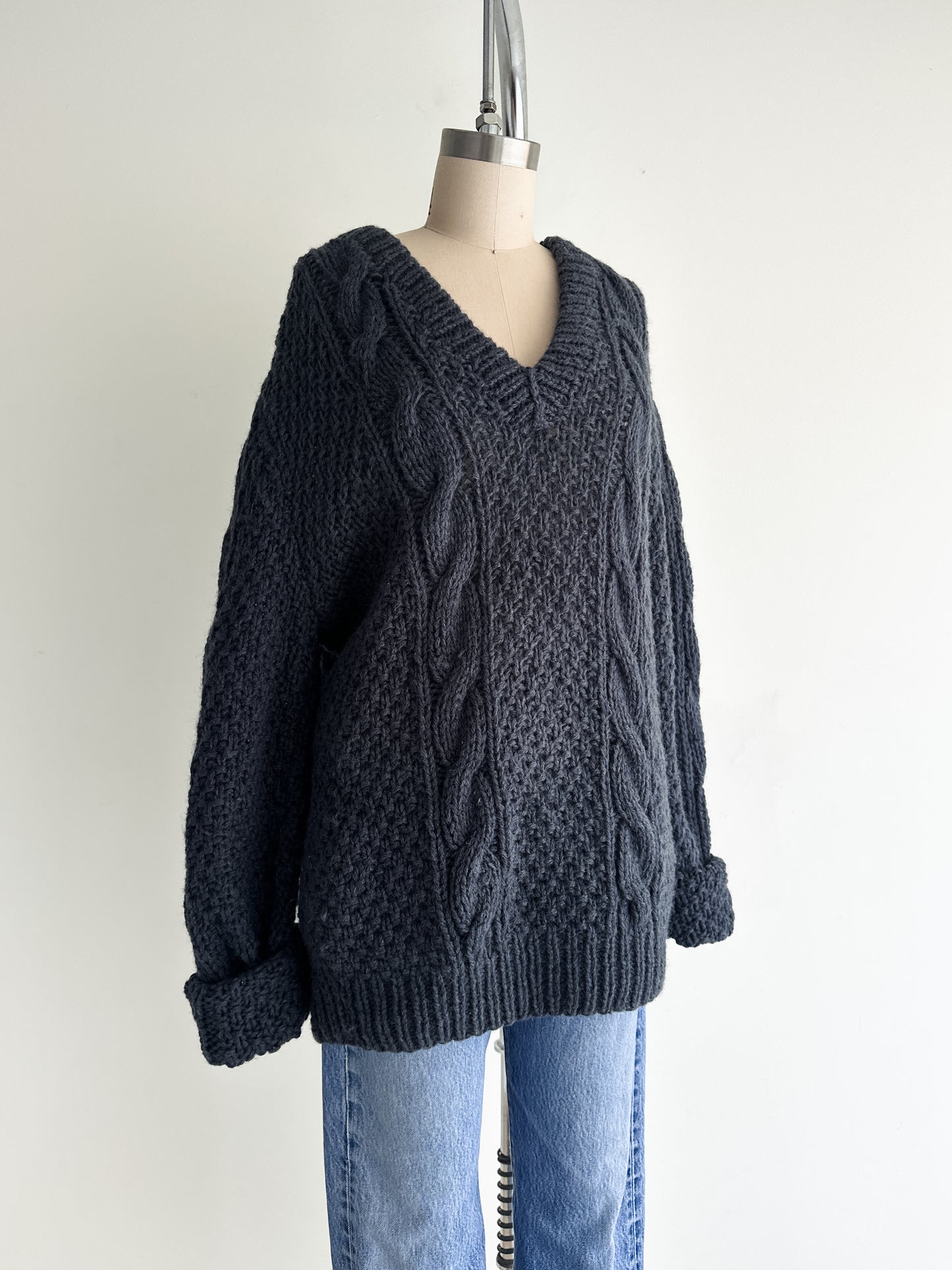 vintage oversized wool sweater (L)