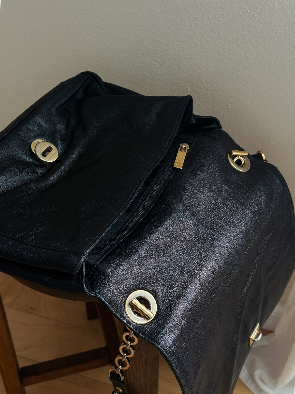 vintage Ferregamo Gancini crossbody