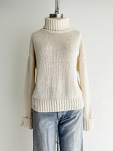 Load image into Gallery viewer, vintage cream cotton sweater (M)
