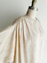 Load image into Gallery viewer, vintage champagne satin cocoon dress (M/L)
