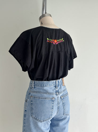 vintage embroidered blouse (M)